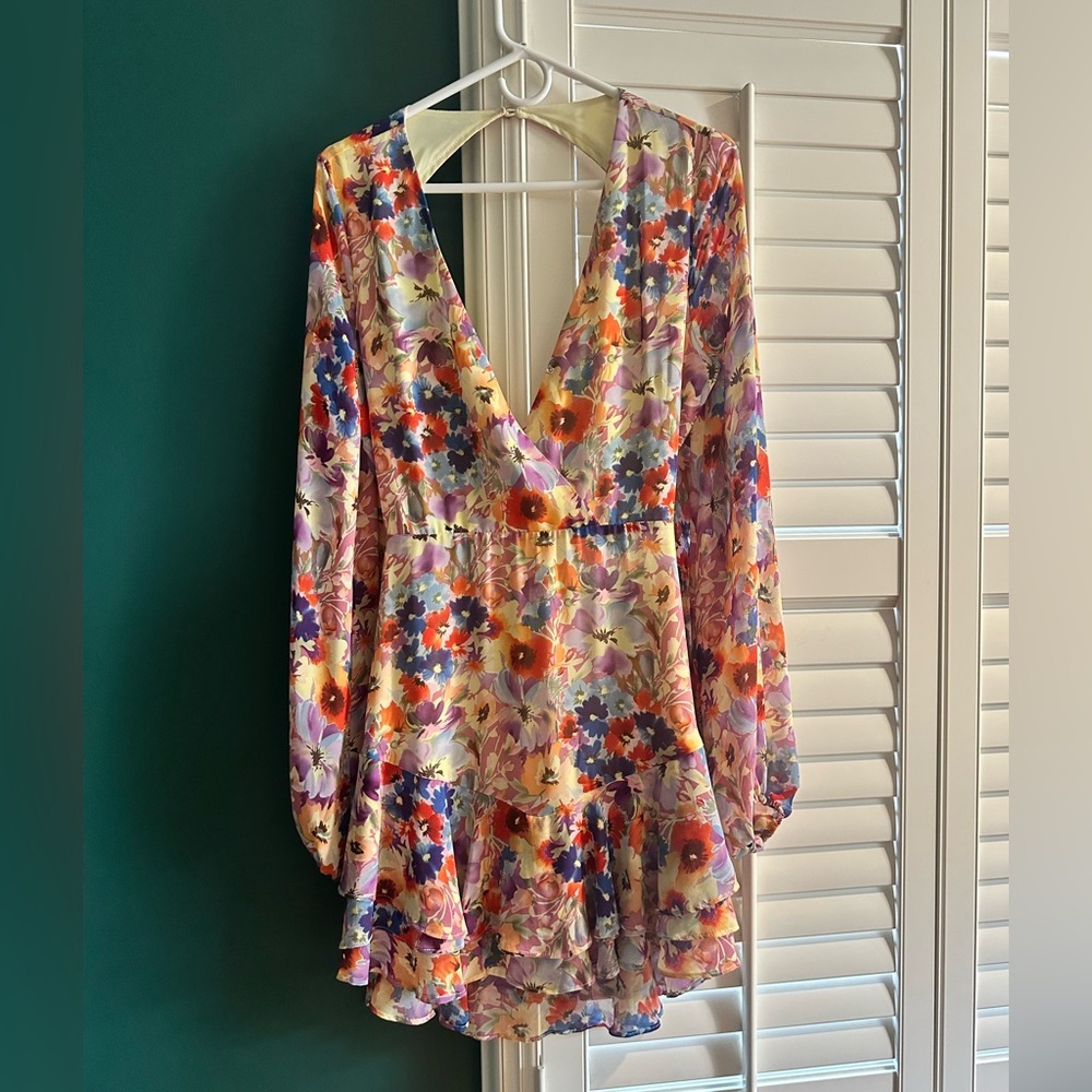 Vici Floral V-Neck Long Sleeve Dress